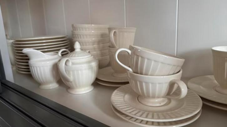 Servies Prince op Wales, Huis en Inrichting, Keuken | Servies, Zo goed als nieuw, Compleet servies, Overige stijlen, Porselein
