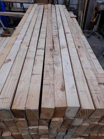 Balken vurenhout beschikbaar voor biedingen