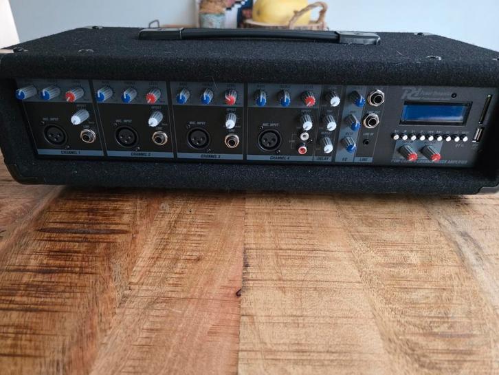 Power Dynamics 4 kanaals mixer/versterker 800w, Muziek en Instrumenten, Mengpanelen, Zo goed als nieuw, Ophalen