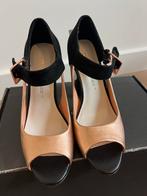 United Nude Rose Hakken, Kleding | Dames, Schoenen, Ophalen of Verzenden, Zo goed als nieuw, Schoenen met hoge hakken, Roze