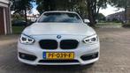 BMW 1-Serie 118i 136pk EDE Aut 2017 Wit, Auto's, BMW, 1295 kg, Wit, Origineel Nederlands, 650 kg
