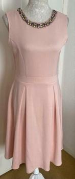 Dorothy Perkins jurk maat 38, Maat 38/40 (M), Ophalen of Verzenden, Zo goed als nieuw, Knielengte