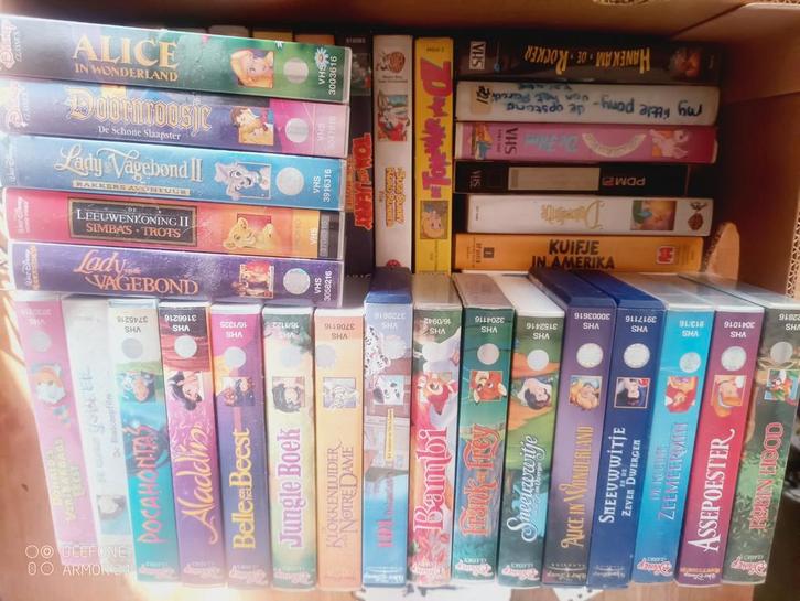 Grote VHS Collectie Disney, WB, Kuifje, Grimm - 60 Banden, Cd's en Dvd's, VHS | Kinderen en Jeugd, Ophalen