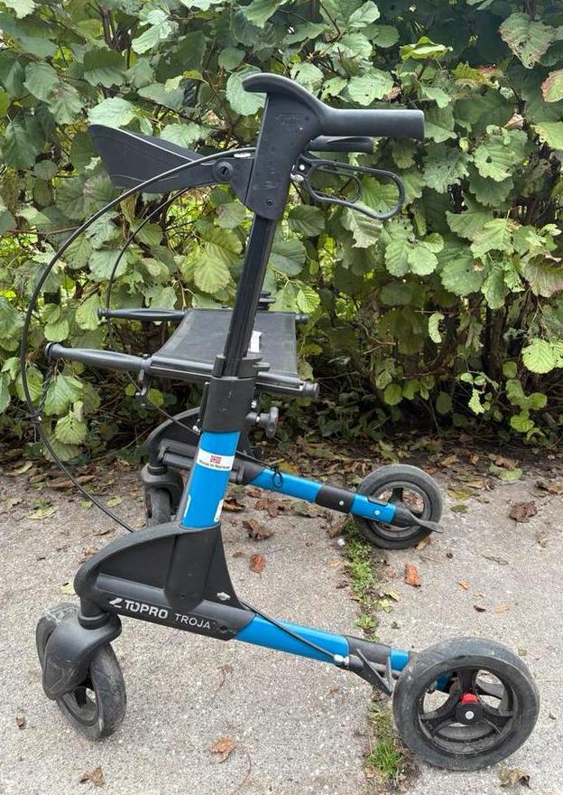 Rollator Topro troja, Diversen, Rollators, Zo goed als nieuw, Lichtgewicht, Opvouwbaar, Ophalen