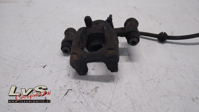 Remklauw (Tang) rechts-achter van een Mercedes Vito, Auto-onderdelen, Remmen en Aandrijving, Mercedes-Benz, Gebruikt, 3 maanden garantie