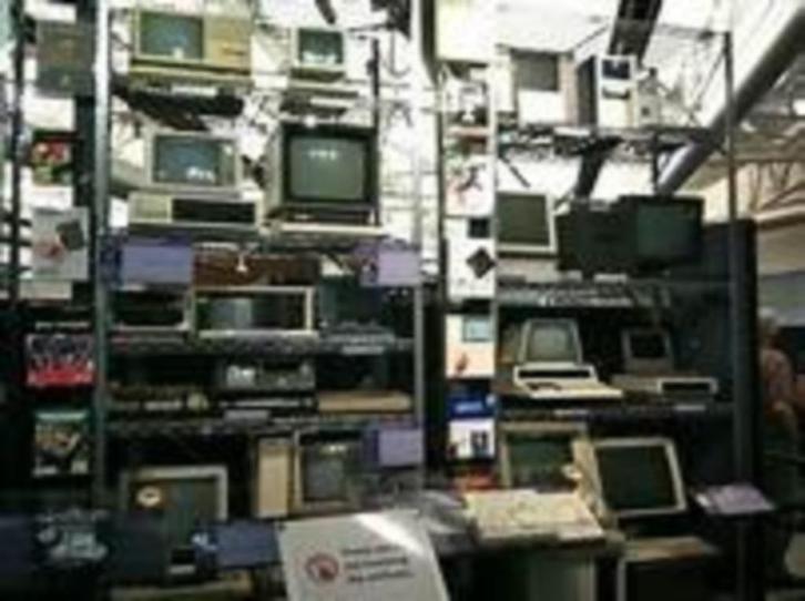 GEZOCHT DEFECTE/AFGEDANKTE COMPUTERAPPARATUUR., Computers en Software, Harde schijven, Gebruikt, Ophalen