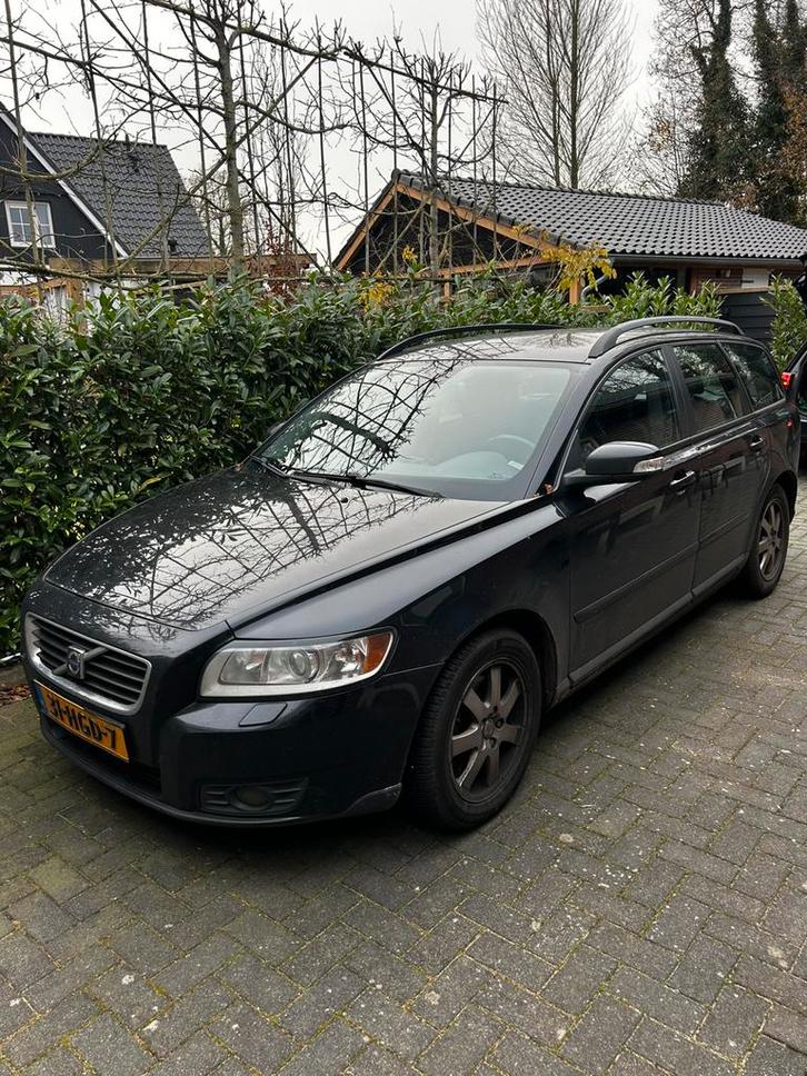 Volvo V50 Summum 2.0 D 2008 motor defect, Auto's, Volvo, Particulier, V50, ABS, Airconditioning, Centrale vergrendeling, Climate control