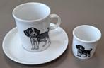 Vintage kop en schotel en bekertje met hond., Ophalen of Verzenden