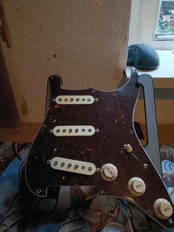 Fender Eric Johnson Prewired Pickguard met Blend Pot beschikbaar voor biedingen
