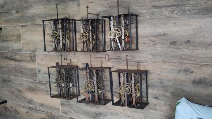 Comtoise Uurwerken, antiek, Antiek en Kunst, Antiek | Klokken, Ophalen