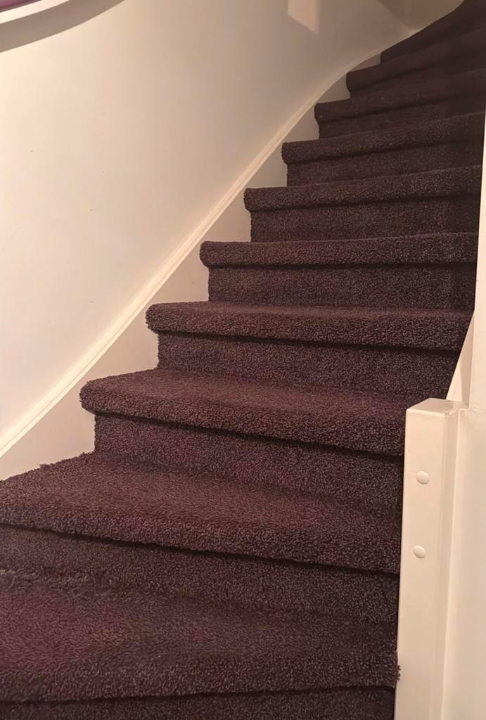 Trap Bekleden ‼️AANBIEDING ‼️, Huis en Inrichting, Stoffering | Vloerbedekking, Zo goed als nieuw, Tapijt, minder dan 10 m², Ophalen of Verzenden