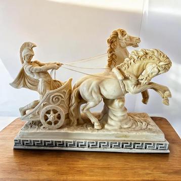 sculptuur van A. Santini, een Romeinse strijdwagen voorstelt beschikbaar voor biedingen