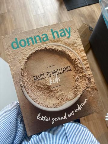 Donna Hay - Basics to Brilliance Kids beschikbaar voor biedingen