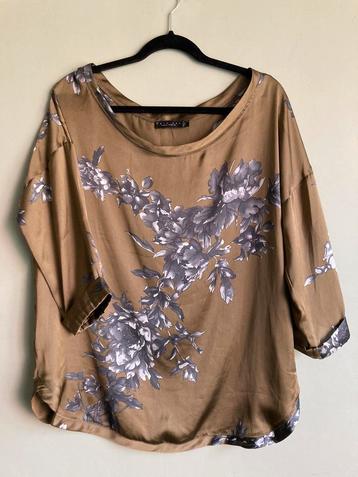 Twinset top / shirt glanzend met bloemen maat L  beschikbaar voor biedingen