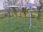 2 zwevende parasols (creme en grijs), Tuin en Terras, Gebruikt, Ophalen