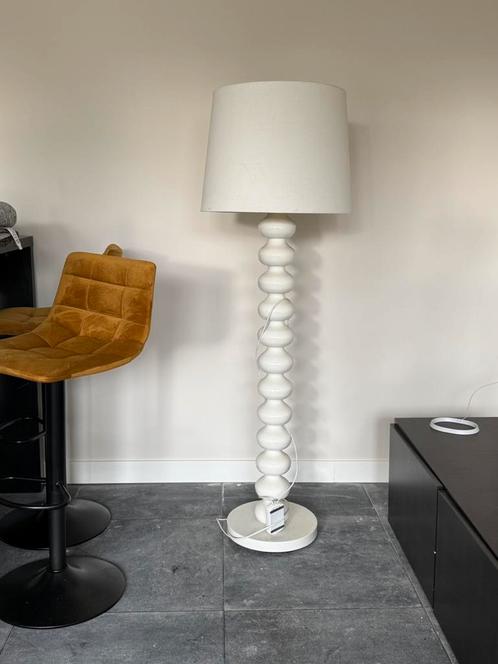 Supermooie lamp van de Vesta, Huis en Inrichting, Lampen | Vloerlampen, Zo goed als nieuw, Ophalen