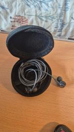 AKG Oordopjes met Opbergcase, Audio, Tv en Foto, Koptelefoons, Ophalen of Verzenden, Gebruikt, Op oor (supra aural), Overige merken