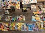 Pokemon Kaarten Verzameling + Sleeves & Tins, Hobby en Vrije tijd, Verzamelkaartspellen | Pokémon, Ophalen of Verzenden, Zo goed als nieuw