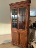Hoek vitrinekast - op te halen voor 25 januari ‘26, Huis en Inrichting, Ophalen, Glas, 50 tot 100 cm, 150 tot 200 cm