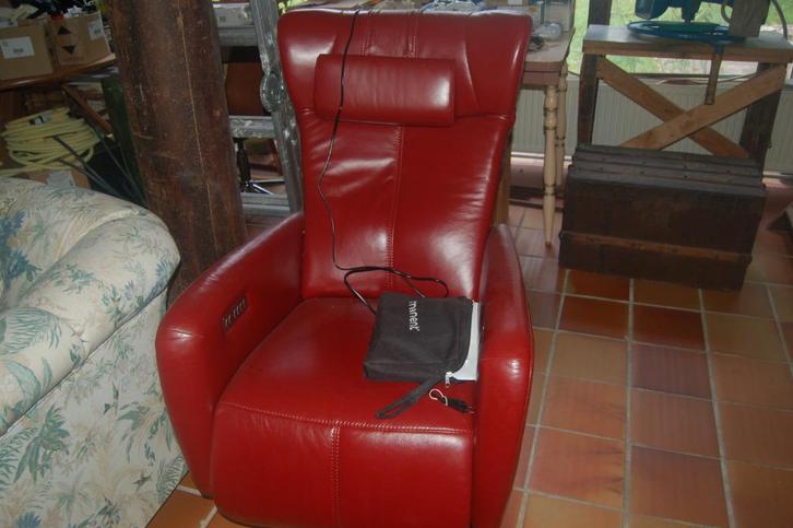 Prominent relex stoel, elektrisch bedienbaar, rood leer, Huis en Inrichting, Fauteuils, Zo goed als nieuw, Leer, 75 tot 100 cm