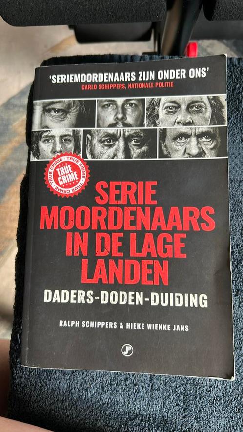 Hieke Wienke Jans - Seriemoordenaars in de Lage Landen, Boeken, Detectives, Zo goed als nieuw, Ophalen