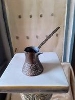 Koper bewerkt kannetje uit Istanbul., Antiek en Kunst, Antiek | Koper en Brons, Ophalen of Verzenden, Koper