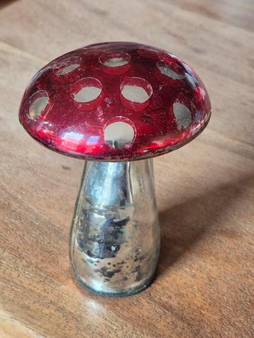 Vintage Kerst Paddestoel Decoratie beschikbaar voor biedingen