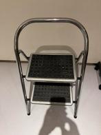 Te koop Brabantia keuken trapje., Doe-het-zelf en Verbouw, Ladders en Trappen, Ophalen of Verzenden, Zo goed als nieuw, Minder dan 2 meter