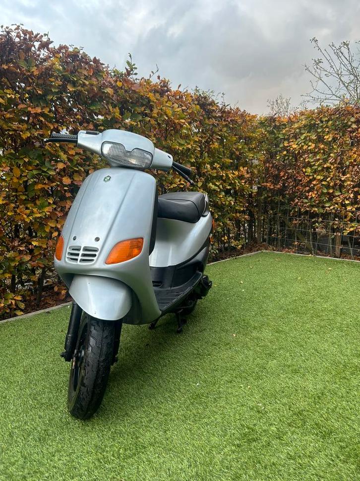 Zip type 3, 70cc, Fietsen en Brommers, Scooters | Piaggio, Zo goed als nieuw, Zip, Tweetakt, Ophalen of Verzenden