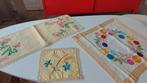 Drie Franse vintage hand geborduurde tafel linnen, Ophalen of Verzenden, Onderdeel of Toebehoren
