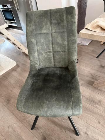 Te koop 4 mooie z.g.a.n Henders en Hazel eetkamerstoelen beschikbaar voor biedingen