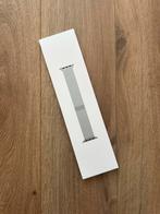 Apple Watch Milanees Zilver bandje Alluminium, Ophalen of Verzenden, Zo goed als nieuw, Zilver, IOS