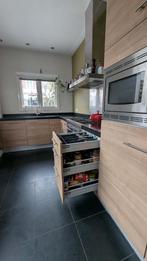 DESIGN TEAK HOUT LOOK KEUKEN MET FRATELLI ONOFRI FORNUIS, Ophalen, Wit, Hoekkeuken, Graniet of Steen