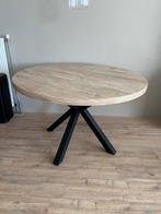 Houten ronde tafel met zwarte metalen poten, Ophalen, 100 tot 150 cm, Rond, Zo goed als nieuw