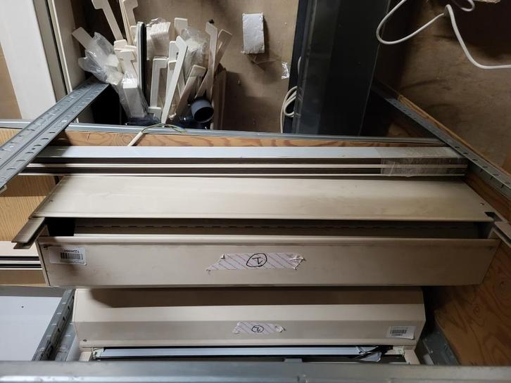 Diversen Rolluiken, afmetingen en kleuren - zie omschrijving, Doe-het-zelf en Verbouw, Rolluiken, Nieuw, 150 tot 200 cm, 200 cm of meer