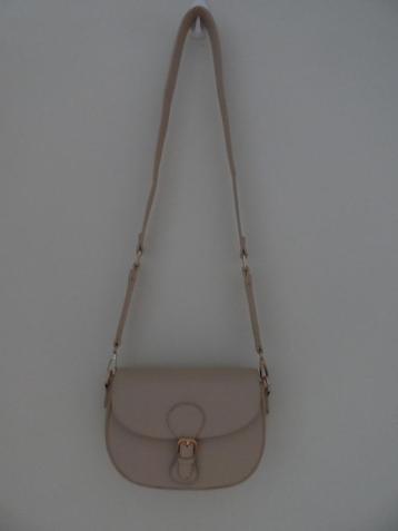 BEIGE SCHOUDER TAS  (NIEUW) beschikbaar voor biedingen