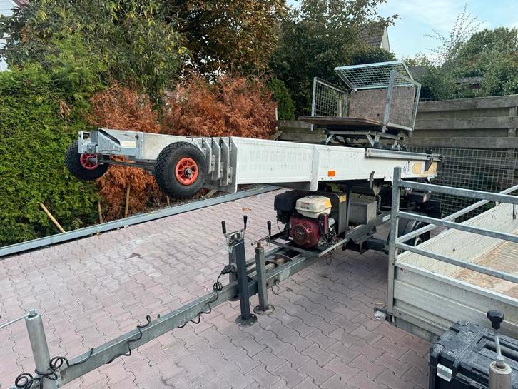 Böcker Ladderlift pannenlift 18m - 2006, Zakelijke goederen, Machines en Bouw | Liften, Steigers en Ladders, Ophalen