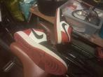 Air Jordan 1 Mid - Zwart/Wit/Rood, Zwart, Nike, Ophalen of Verzenden, Sneakers of Gympen