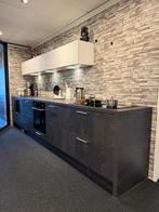 Luxe showroomkeuken – 390 cm – compleet met apparatuur, Ophalen, Wit, Enkelwandige keuken, Zo goed als nieuw