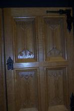 2 eiken kastdeurtjes, Doe-het-zelf en Verbouw, Hang- en Sluitwerk, Ophalen, Zo goed als nieuw, Slot