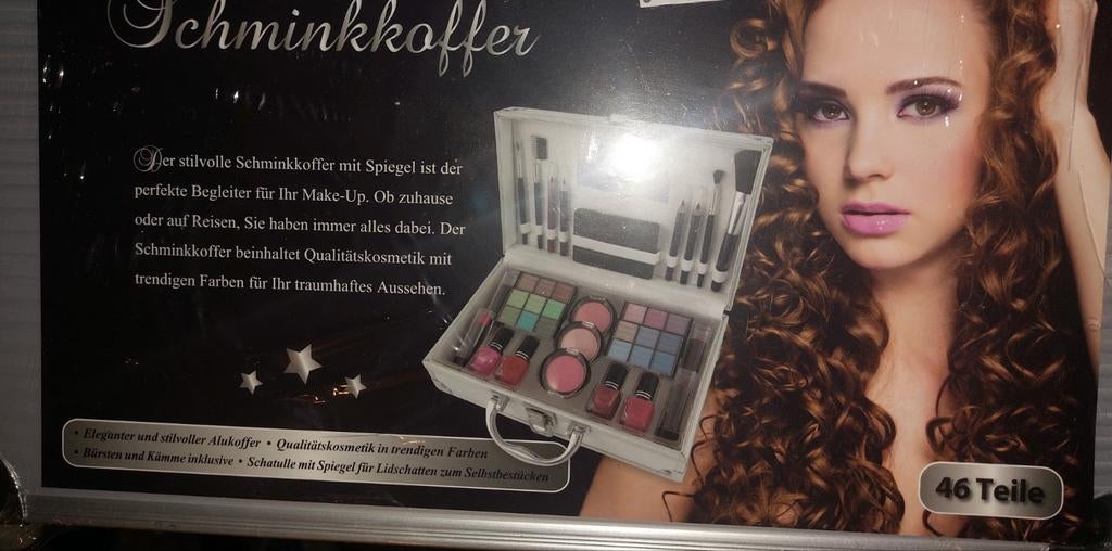 NIEUW Make up koffer zilver 46 delig visagie + spiegel  vip, Ophalen of Verzenden, Nieuw, Zilver, Gehele gezicht