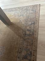 Vloerkleed 2,30 x 1,55 licht geel met blauw, Ophalen, Gebruikt, 100 tot 150 cm, Beige