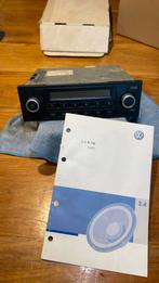VW Volkswagen R 110 Radio INCL code, Ophalen of Verzenden, Zo goed als nieuw