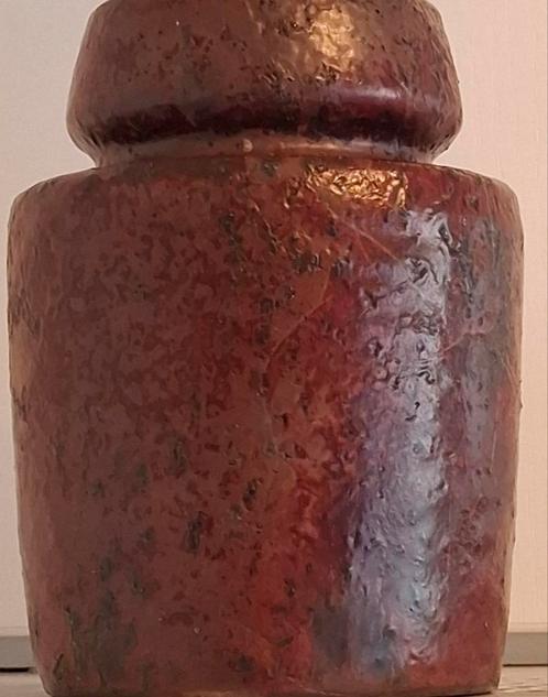 Piet Knepper voor Mobach. Rood vaasje. Ca 1960. 12 cm., Huis en Inrichting, Woonaccessoires | Vazen, Zo goed als nieuw, Rood, Minder dan 50 cm