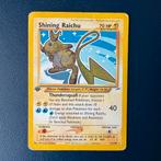 Pokemon 1st Edition Shining Raichu Holo #111 Neo Destiny, Hobby en Vrije tijd, Verzamelkaartspellen | Pokémon, Ophalen of Verzenden