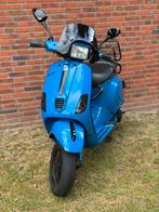 Vespa s50, Fietsen en Brommers, Overige modellen, Maximaal 45 km/u, 0 versnellingen, Ophalen of Verzenden