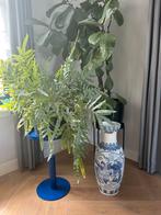 Prachtige grote  hoge blauw witte vaas met oa ‘draak, Ophalen