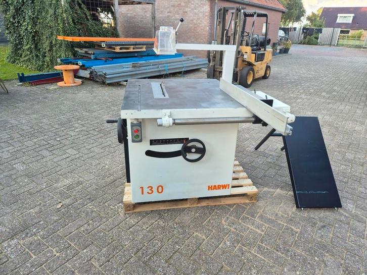 Harwi 130 schulpzaag geremd nette staat, Doe-het-zelf en Verbouw, Gereedschap | Zaagmachines, Zo goed als nieuw, Afkortzaag, 1200 watt of meer