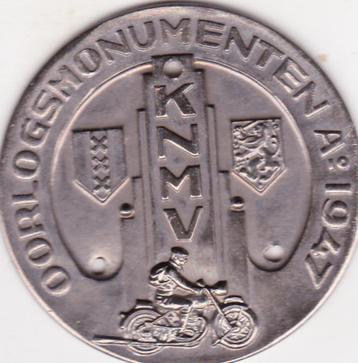 OORLOGSMONUMENTEN A 1947 K N M V beschikbaar voor biedingen