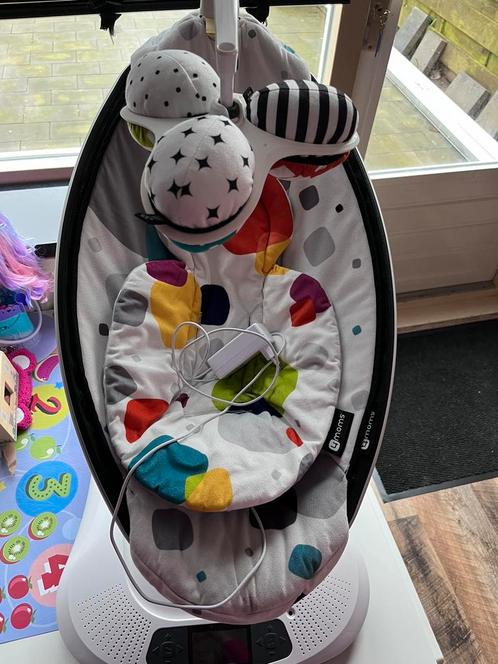 4moms mamaroo, Kinderen en Baby's, Wipstoeltjes, Zo goed als nieuw, Schommelstoel, Overige merken, Met gordel(s) of riempje(s)